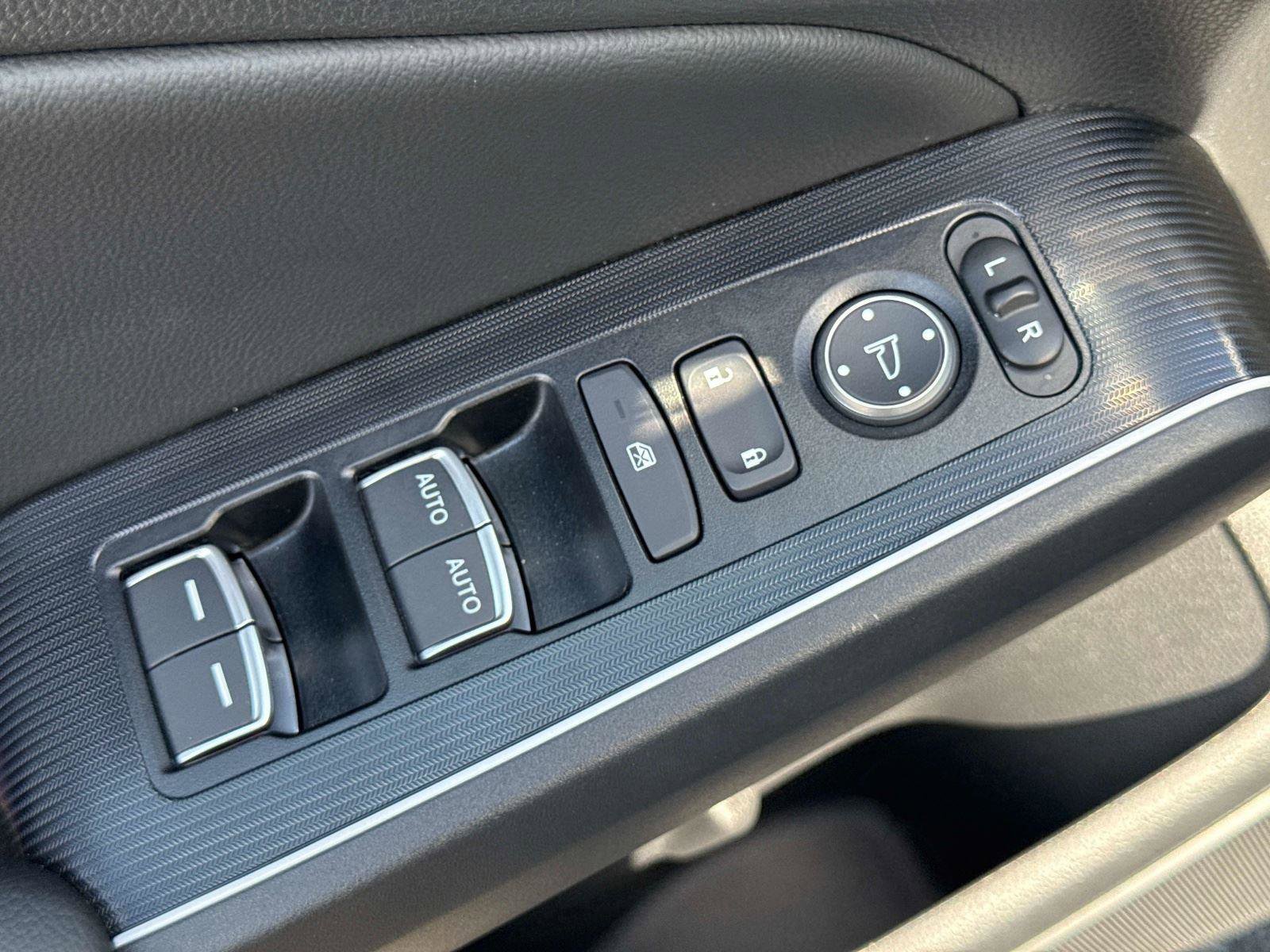 Certified 2025 Honda Civic Sport Touring image 17