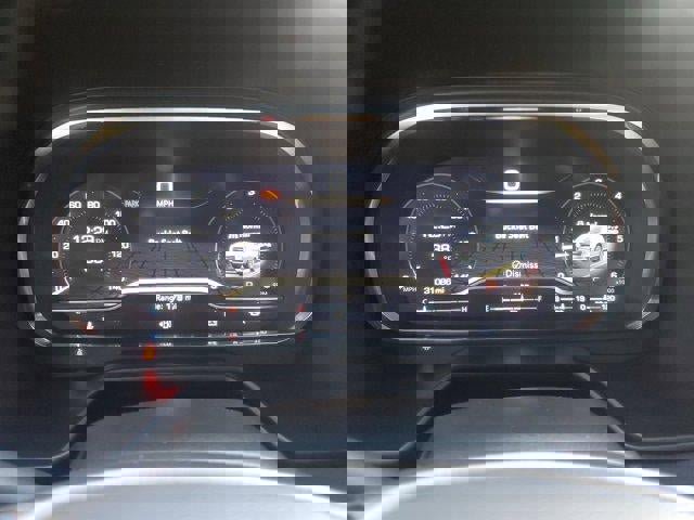 Used 2023 GMC Yukon AT4 image 24