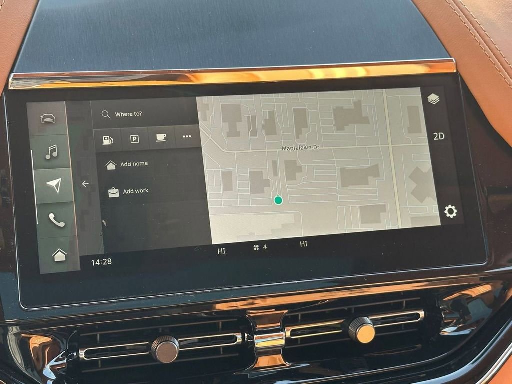 New 2026 Aston Martin DBX 707 image 10