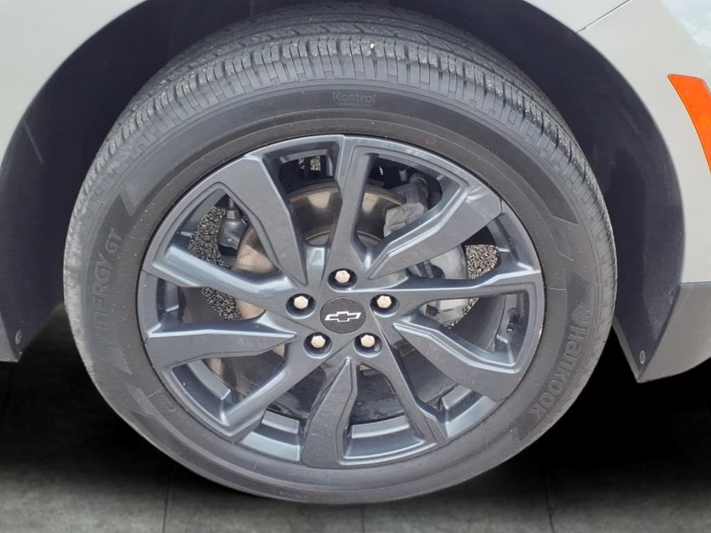 Used 2024 Chevrolet Equinox RS AWD/4WD image 9