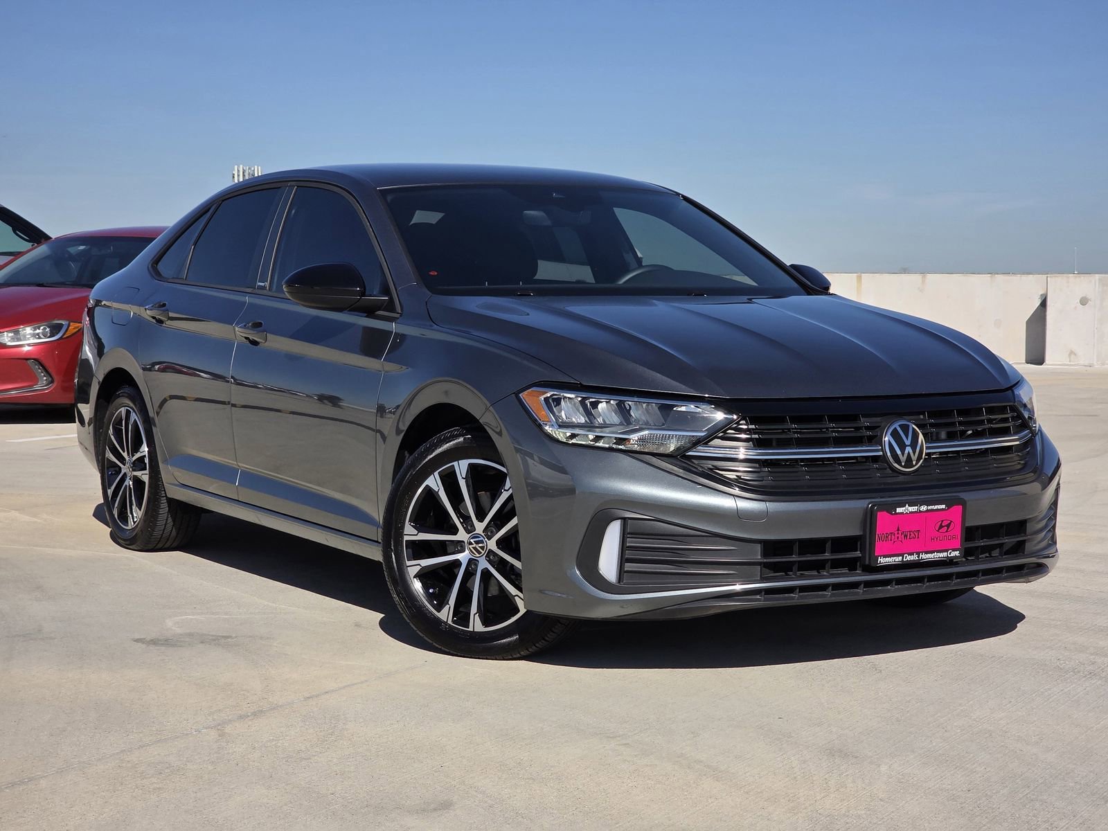 Used 2024 Volkswagen Jetta Sport image 3