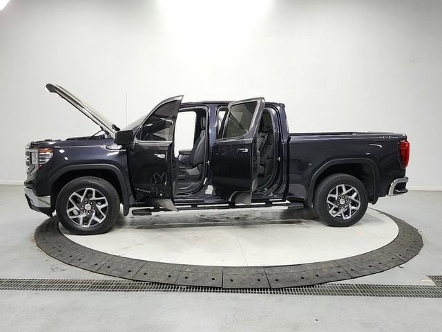 Used 2023 GMC Sierra 1500 SLT w/ SLT Premium Package image 12
