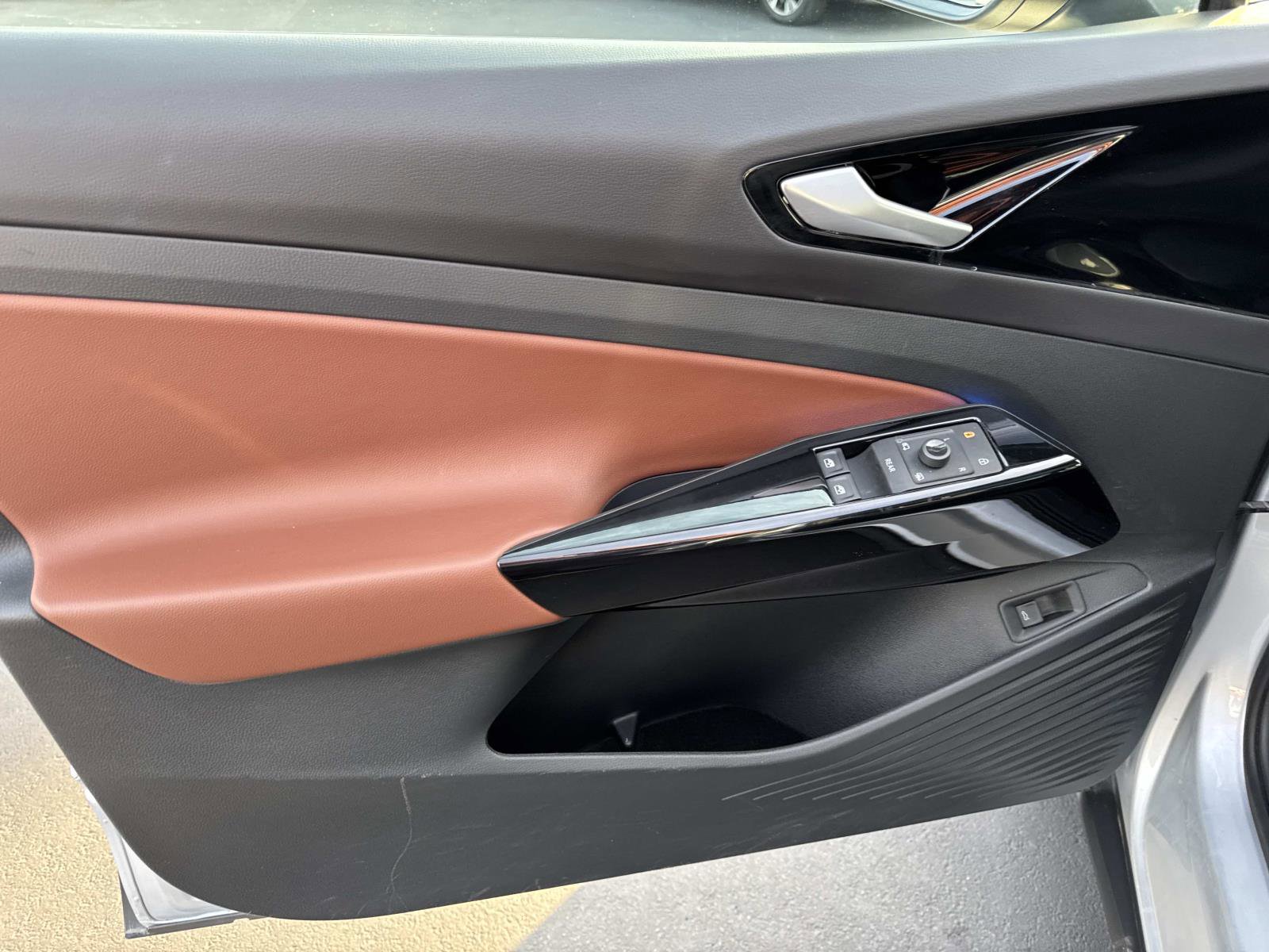 Used 2022 Volkswagen ID.4 Pro S image 12