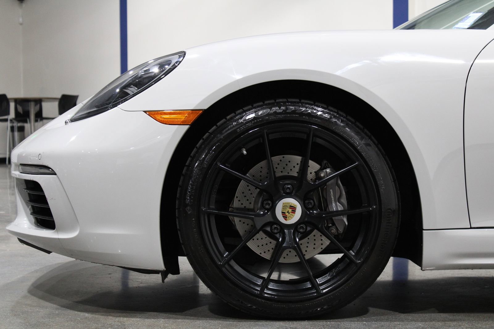 Used 2019 Porsche 718 Cayman image 10