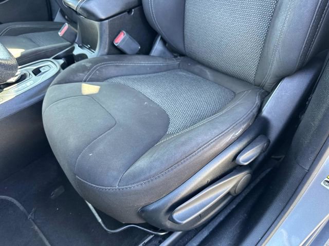 Used 2019 Jeep Cherokee Latitude w/ Popular Appearance Group image 22