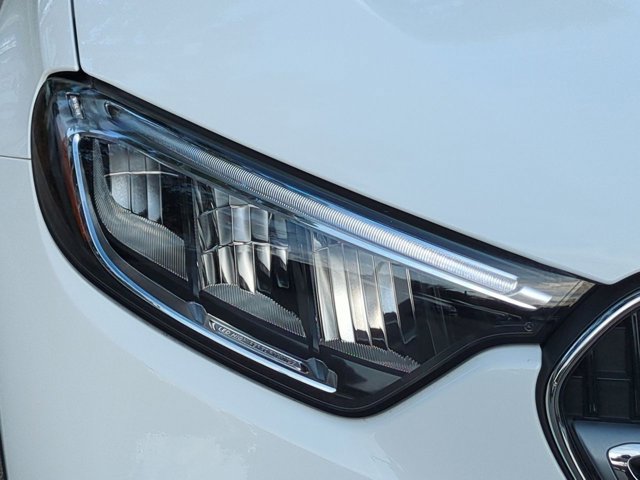 Used 2026 Mercedes-Benz GLC 300 image 10