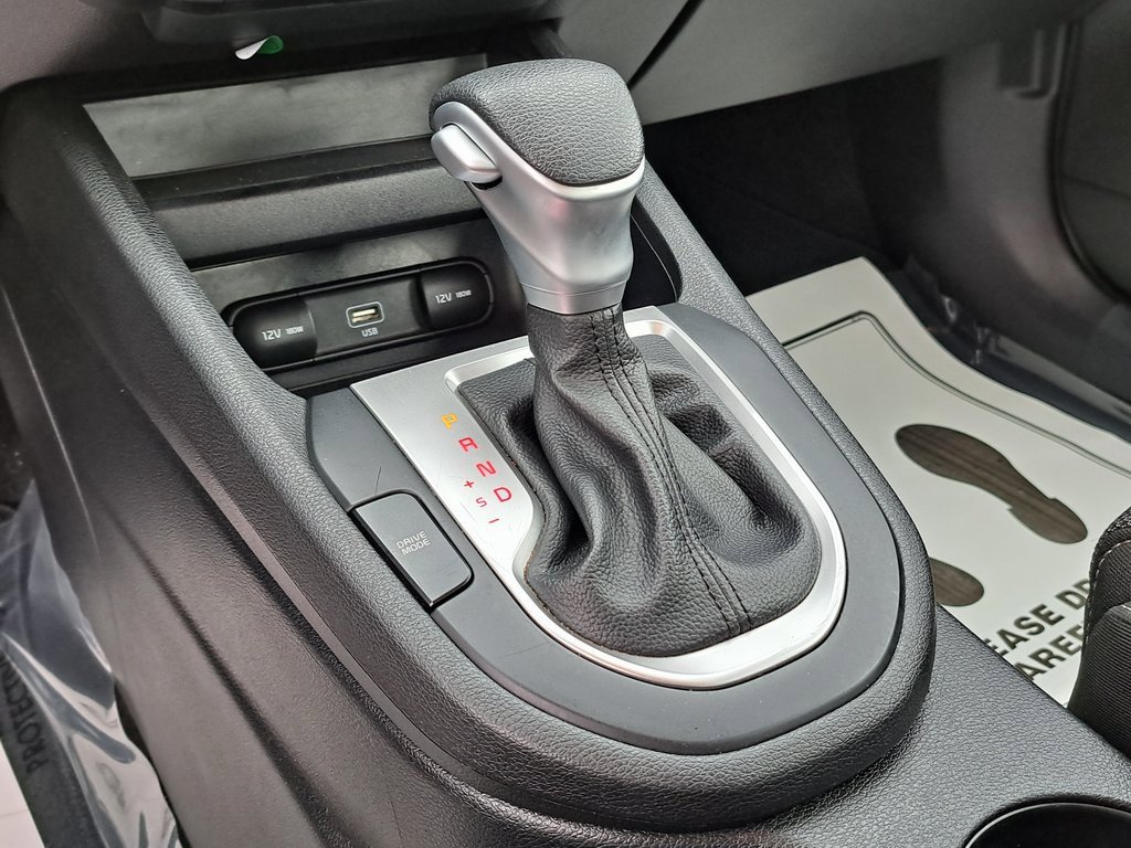 Used 2023 Kia Forte LXS image 19