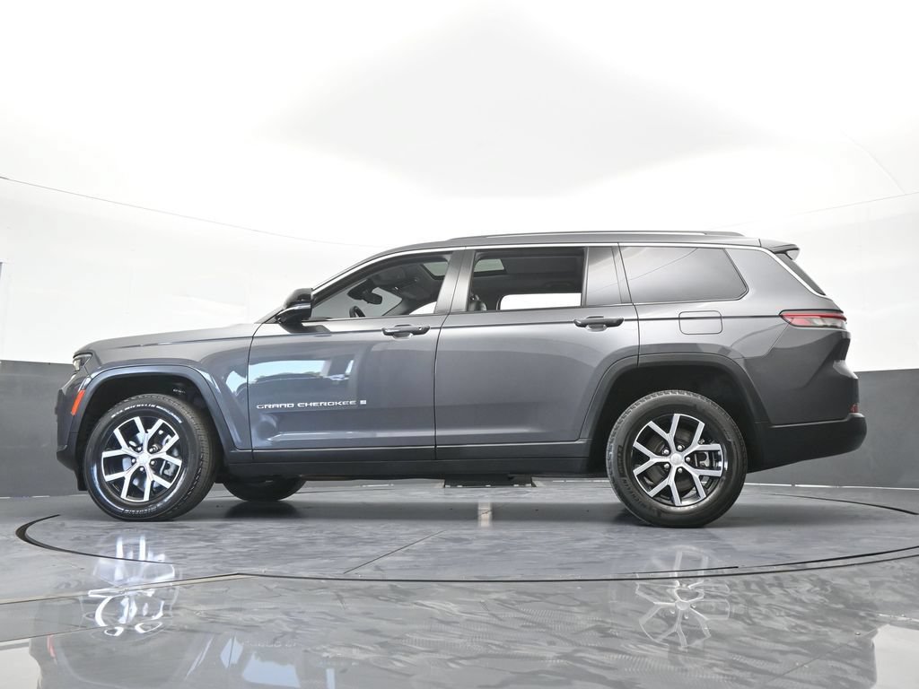 Used 2023 Jeep Grand Cherokee L Limited w/ Trailer Tow Group (B) RWD image 62