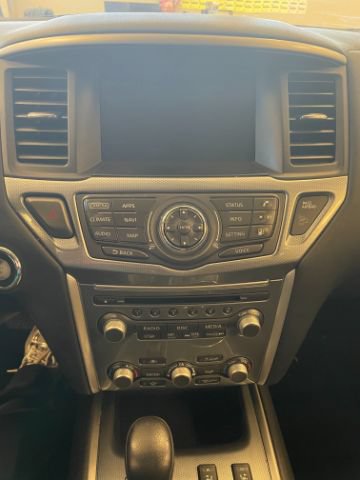Used 2020 Nissan Pathfinder SL FWD image 28