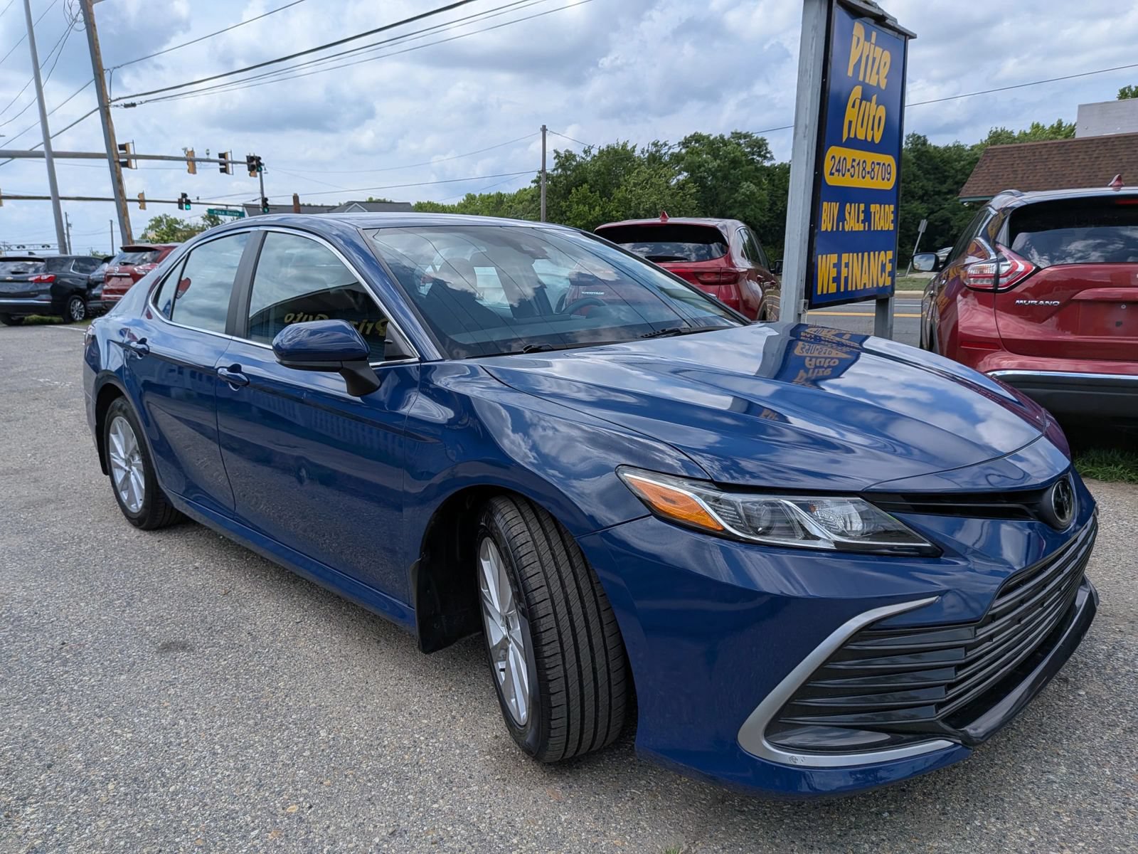Used 2023 Toyota Camry LE FWD image 8
