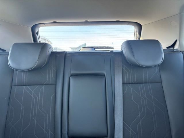 Used 2022 Chevrolet Trax LT w/ Driver Confidence Package image 12