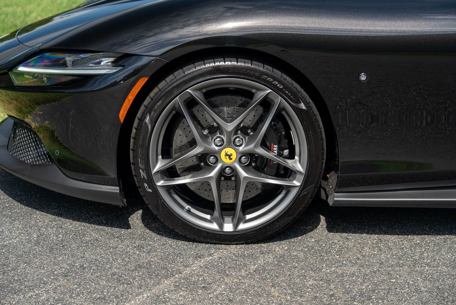 Certified 2022 Ferrari Roma image 9