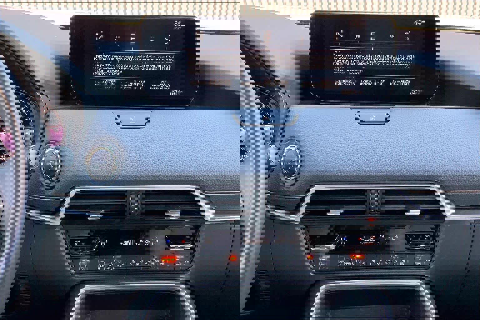 Used 2024 MAZDA CX-90 Plug-In Hybrid w/ Preferred image 7