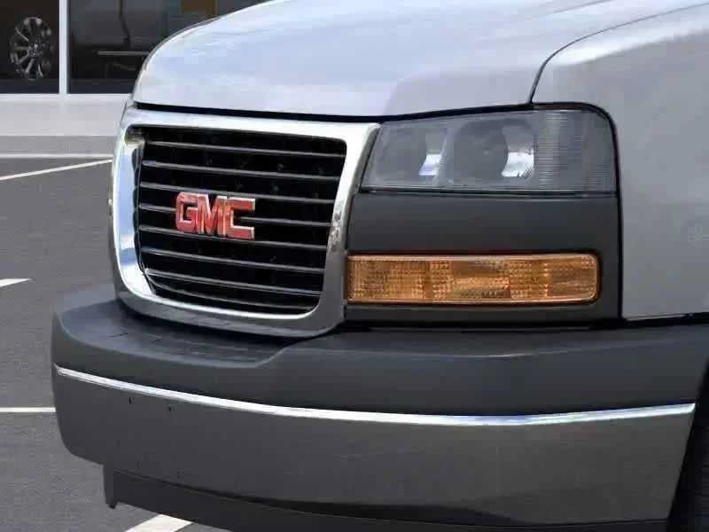New 2025 GMC Savana 3500 LT w/ LT Preferred Equipment Group RWD image 1