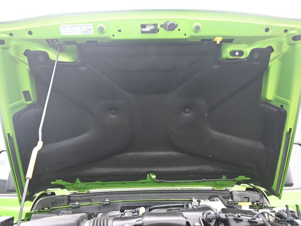 Used 2025 Jeep Gladiator Mojave w/ Safety Group image 21