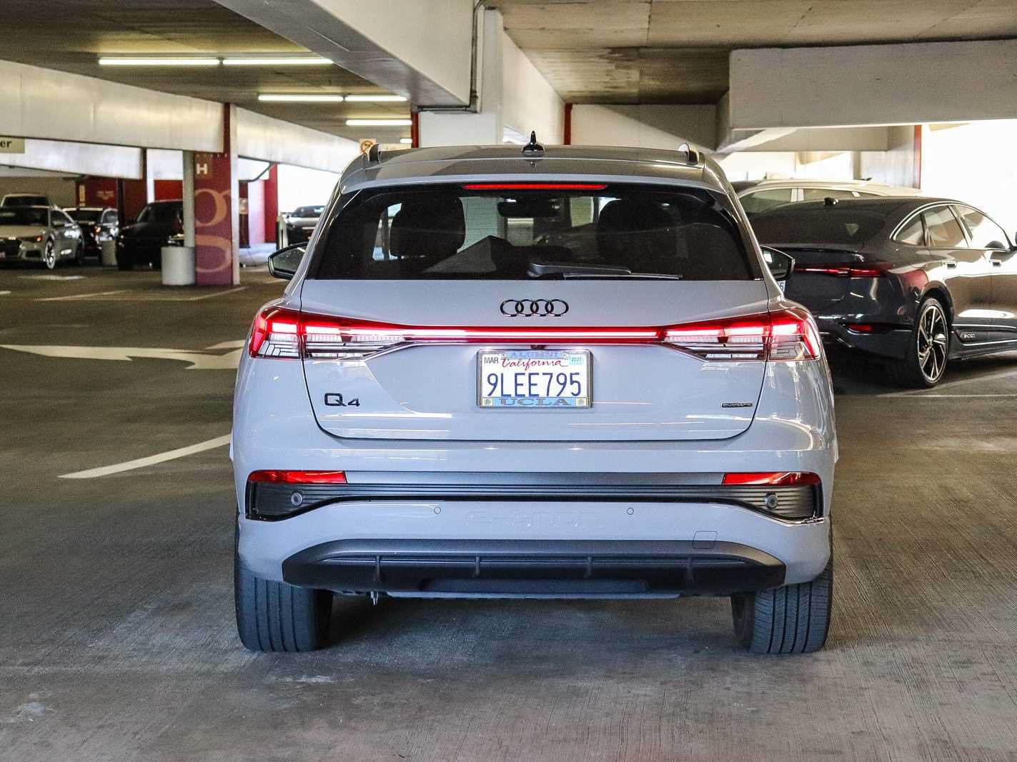 Used 2024 Audi Q4 e-tron Premium Plus w/ Premium Plus AWD/4WD image 3