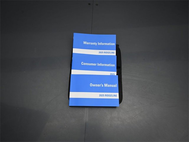 Used 2025 Honda Ridgeline TrailSport image 43