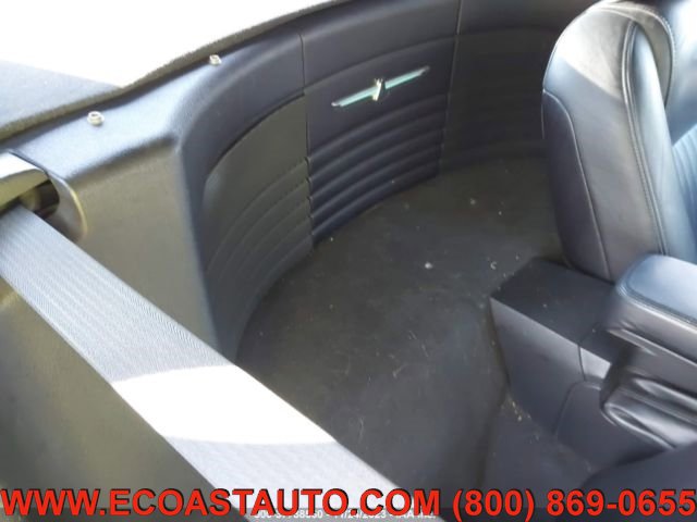 Used 2004 Ford Thunderbird Deluxe RWD image 9