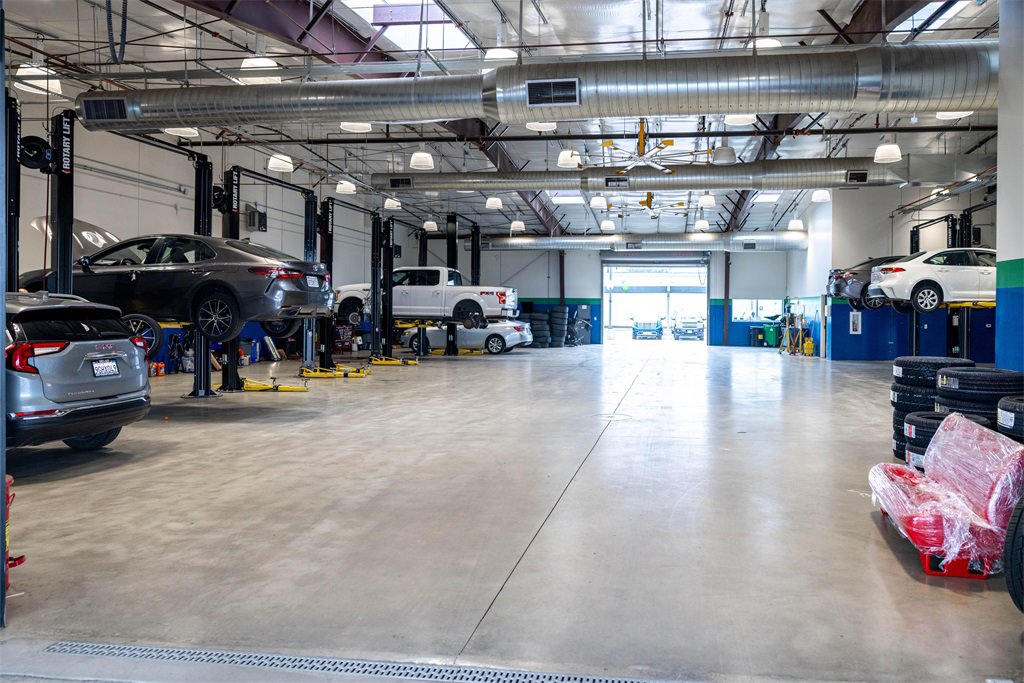 New 2025 Nissan Armada SL image 15