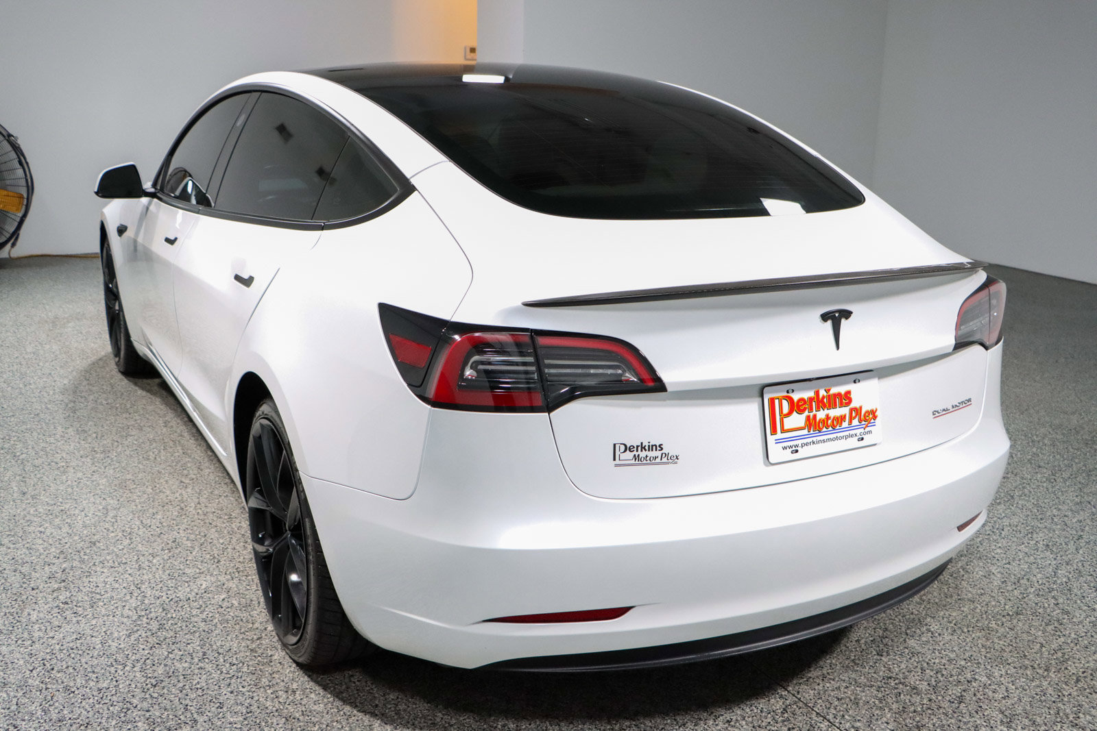 Used 2023 Tesla Model 3 Performance AWD/4WD image 9