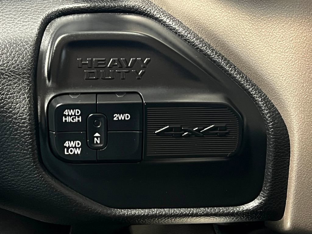 Used 2019 RAM 3500 Laramie image 31