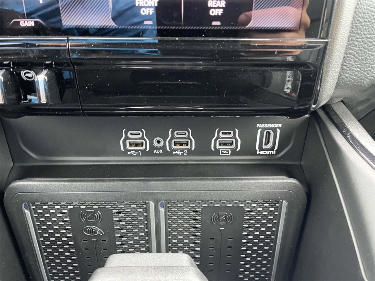 New 2026 RAM 1500 Rebel w/ Rebel Level 2 Equipment Group image 20