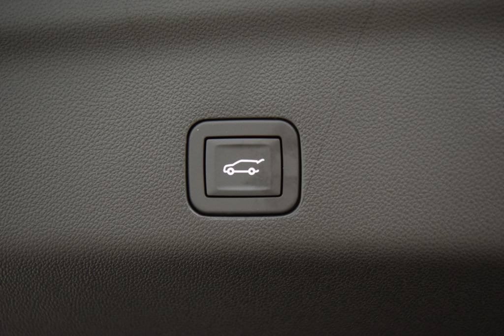 New 2026 Chevrolet Suburban High Country AWD/4WD image 27