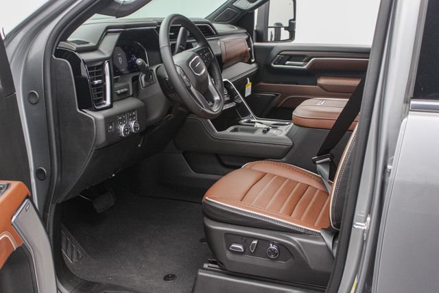 New 2026 GMC Sierra 2500 Denali Ultimate w/ LPO, Black Badging Package AWD/4WD image 25