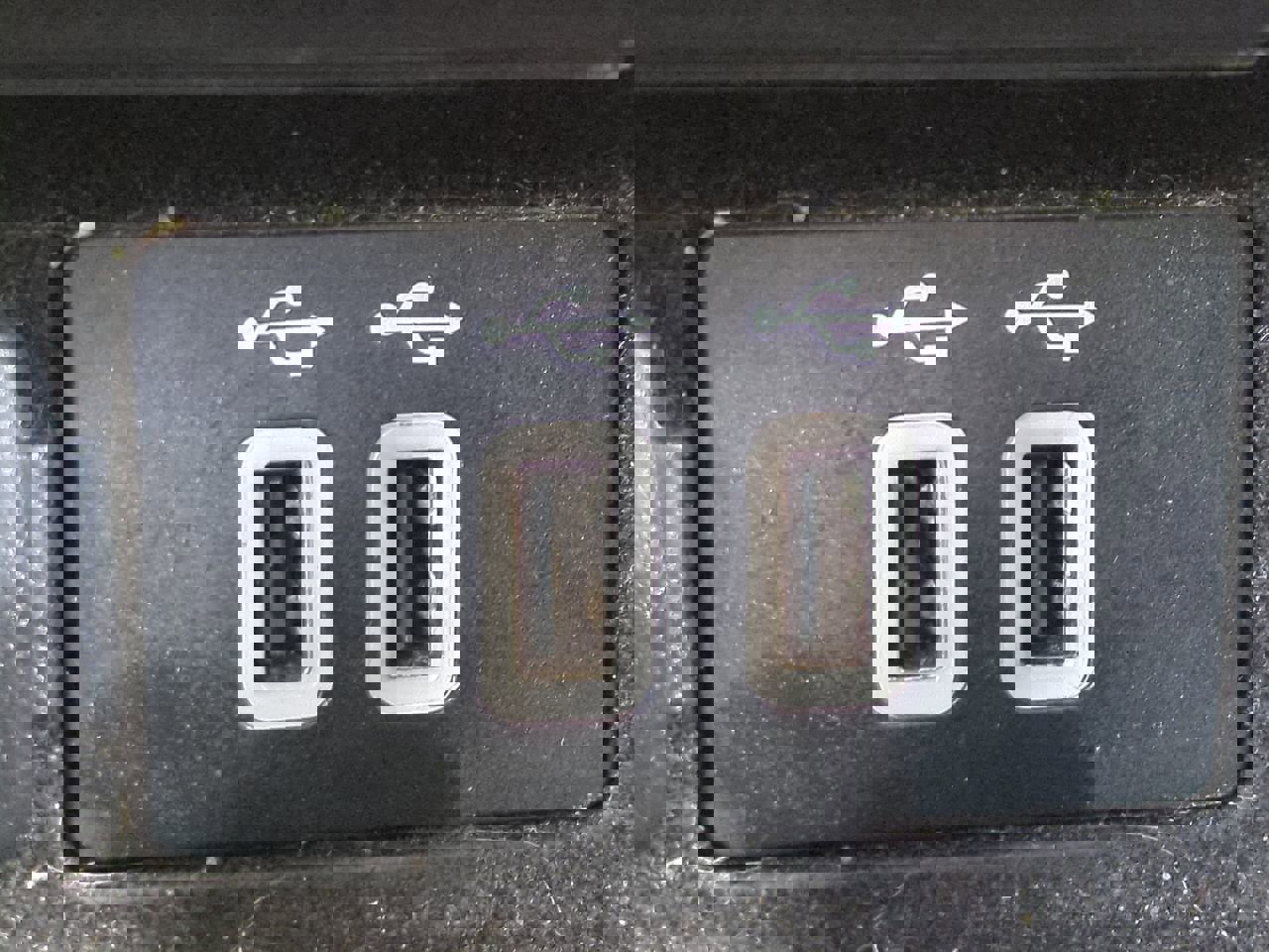 Used 2016 Lincoln MKC Reserve w/ Lincoln MKC Climate Package image 22