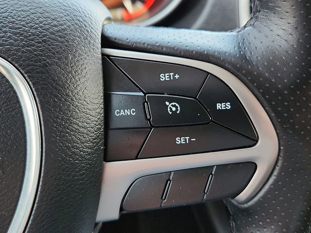 Used 2020 Dodge Durango SXT image 16