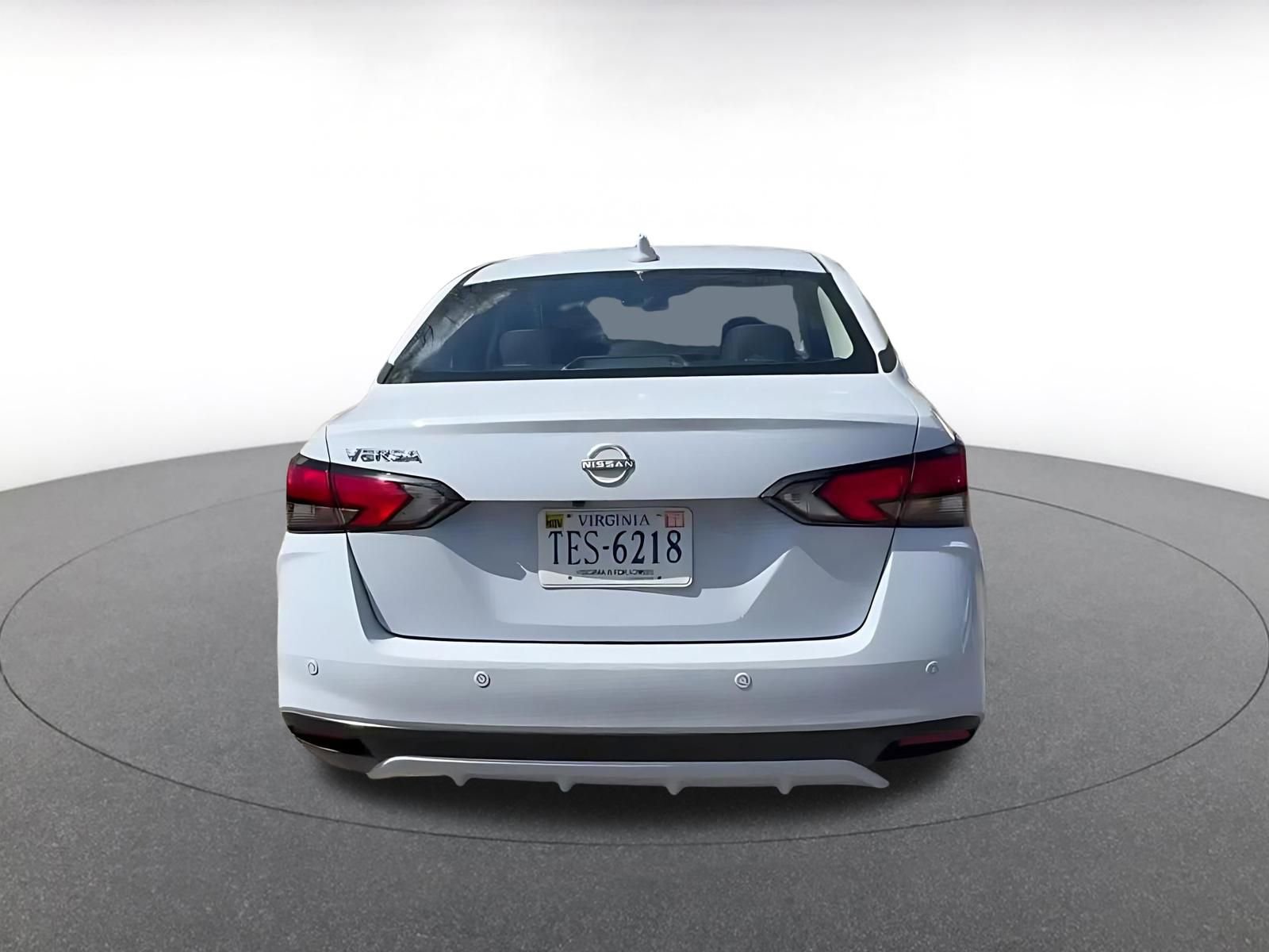 Used 2025 Nissan Versa SV FWD image 12