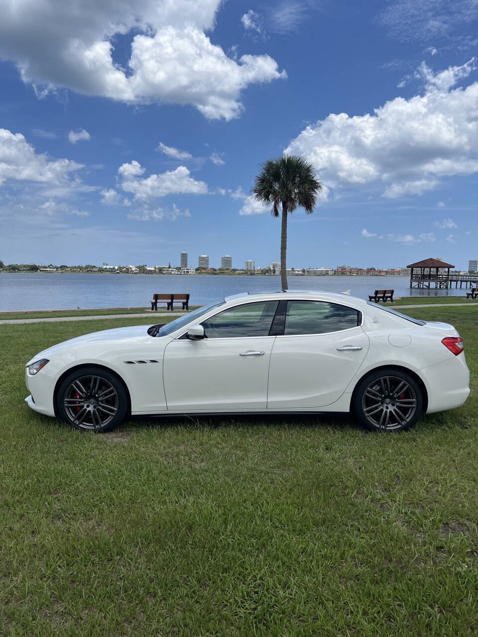 Used 2018 Maserati Ghibli S Q4 AWD/4WD image 3