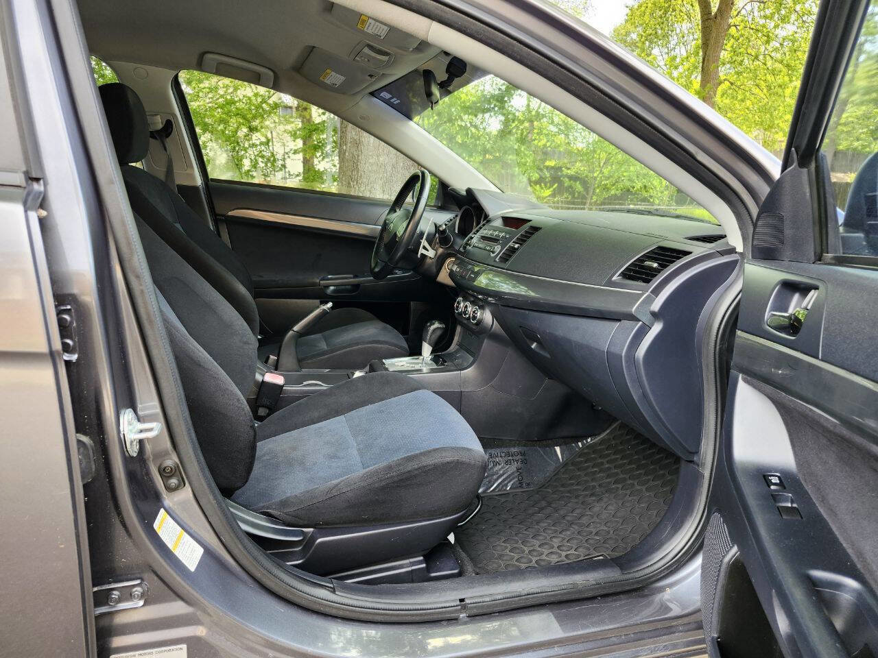 Used 2011 Mitsubishi Lancer GTS FWD image 5