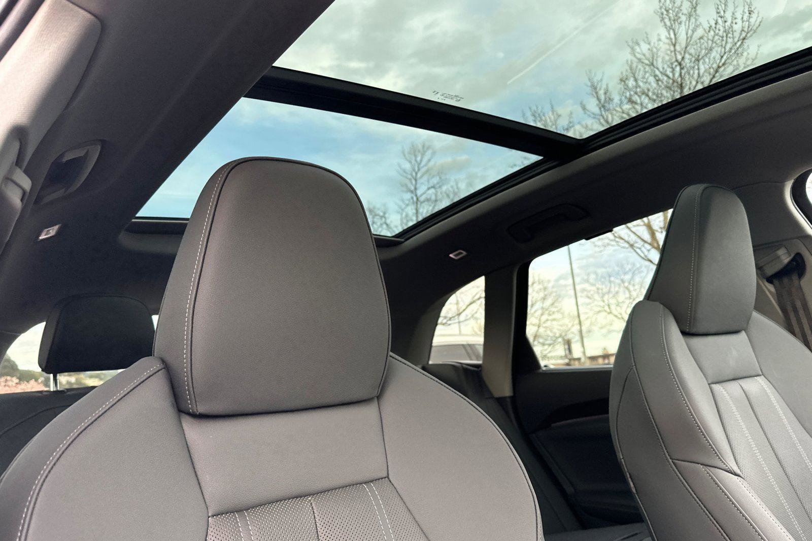 Certified 2025 Audi Q5 Premium Plus w/ Premium Plus image 17