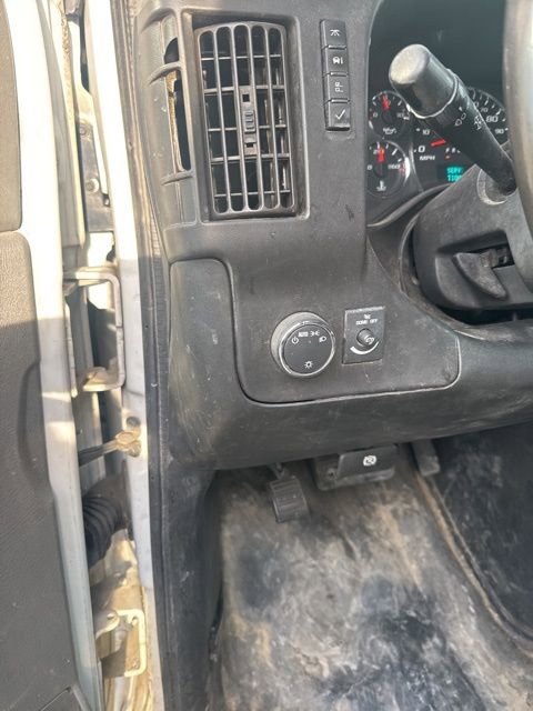 Used 2019 Chevrolet Express 2500 Work Van w/ Driver Convenience Package image 29