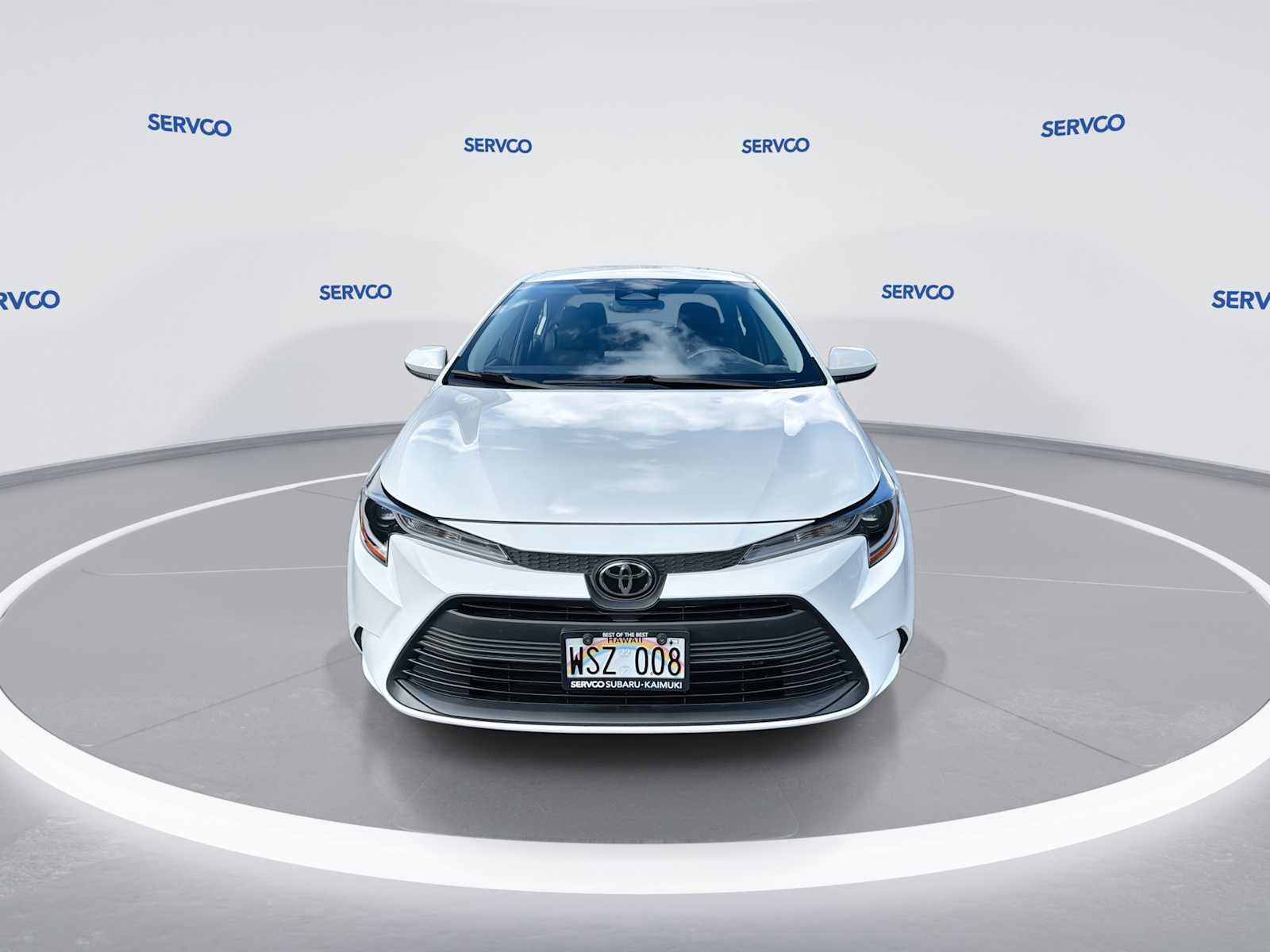 Used 2023 Toyota Corolla LE image 3