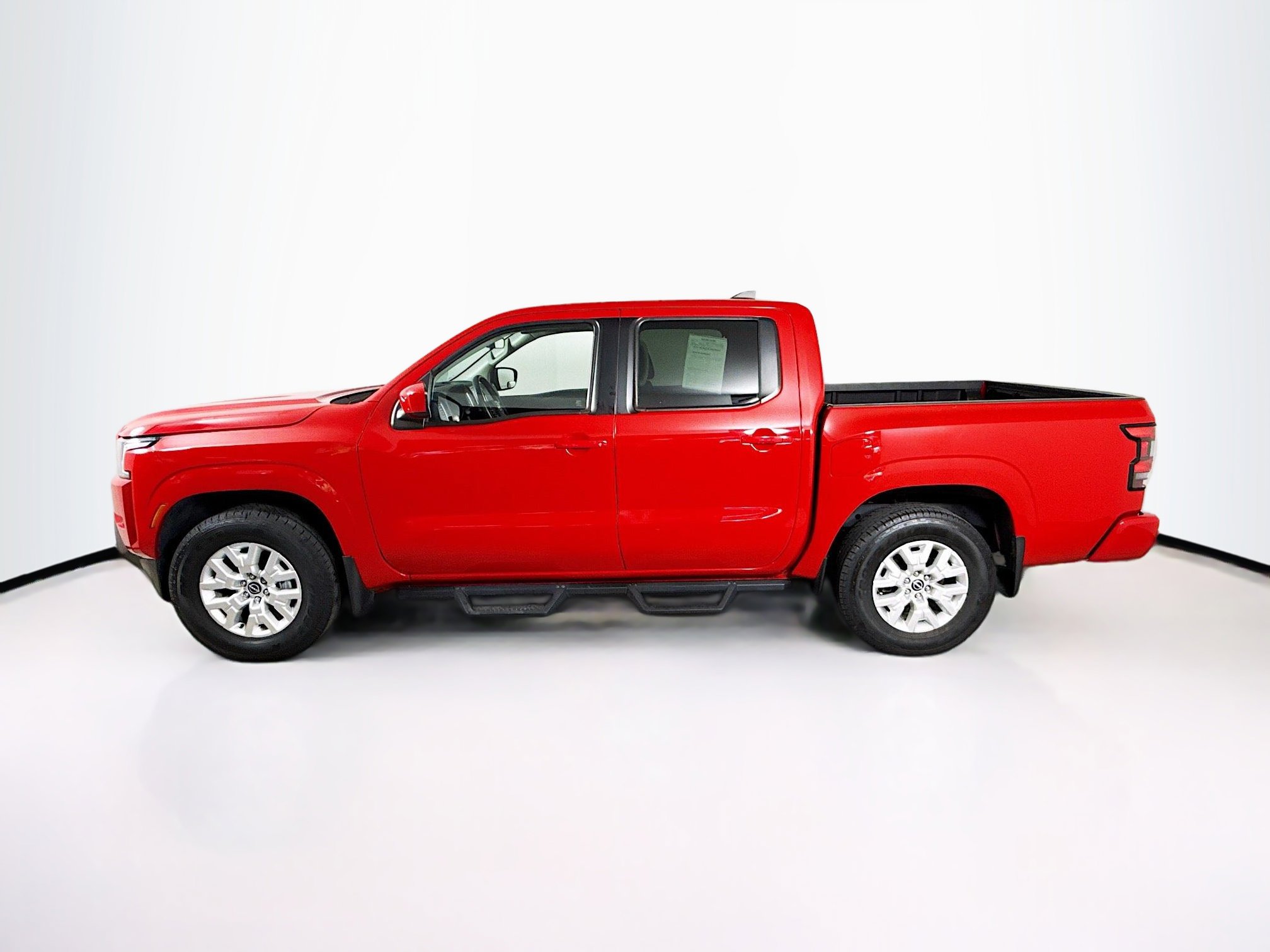 Used 2022 Nissan Frontier SV image 7
