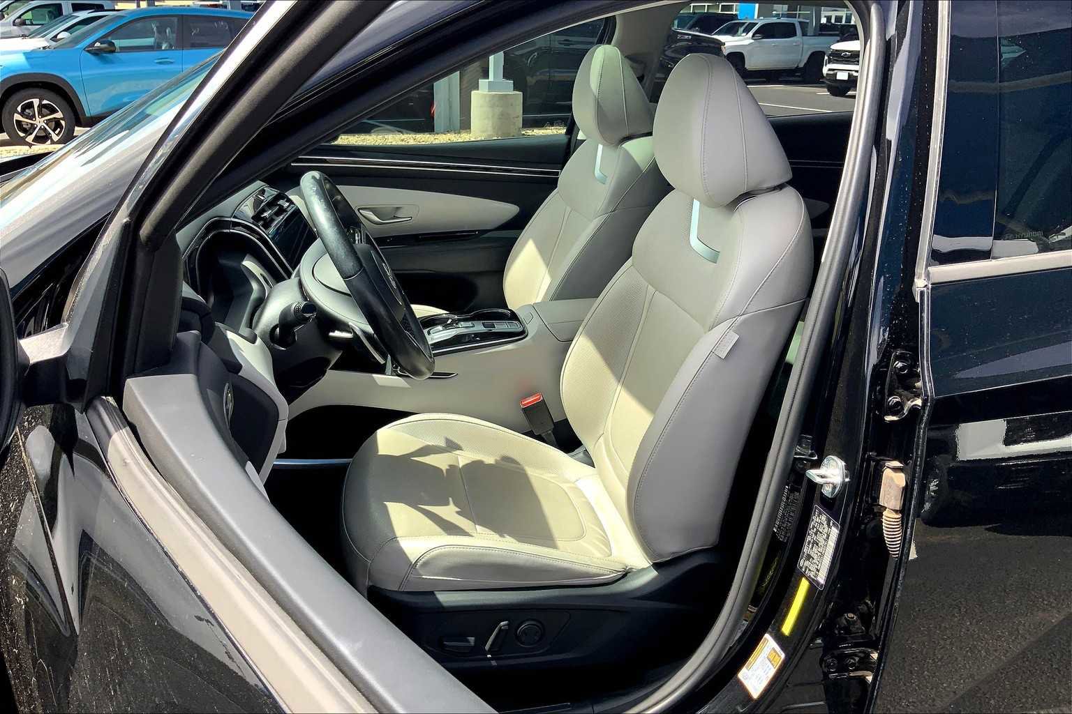 Used 2022 Hyundai Tucson Limited AWD/4WD image 8