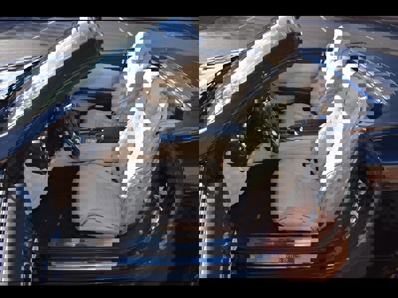 Used 2015 Mercedes-Benz SL 550 w/ Driver Assistance Package image 38