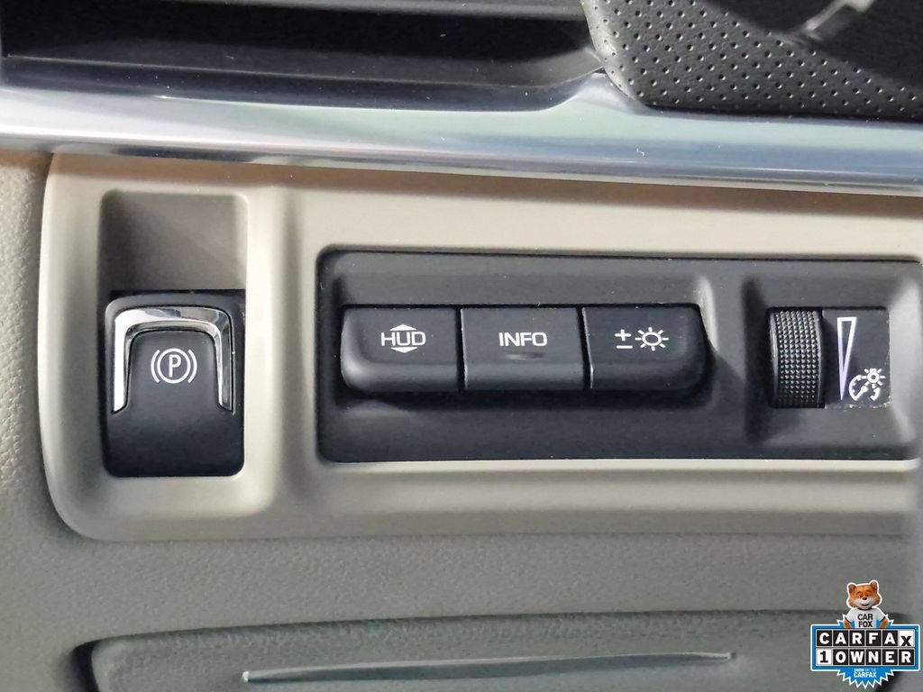 Used 2015 Cadillac XTS Premium FWD image 18