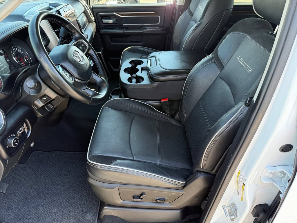 Used 2024 RAM 2500 Laramie AWD/4WD image 10