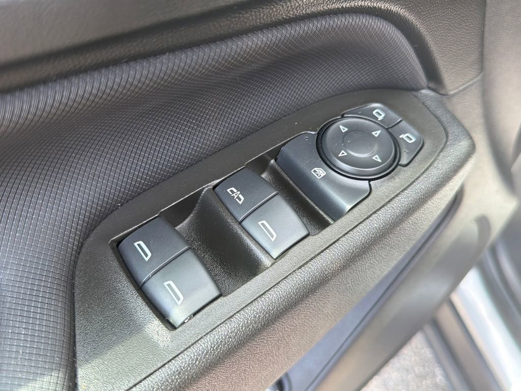 Used 2024 Chevrolet Equinox RS w/ RS Leather Package FWD image 21