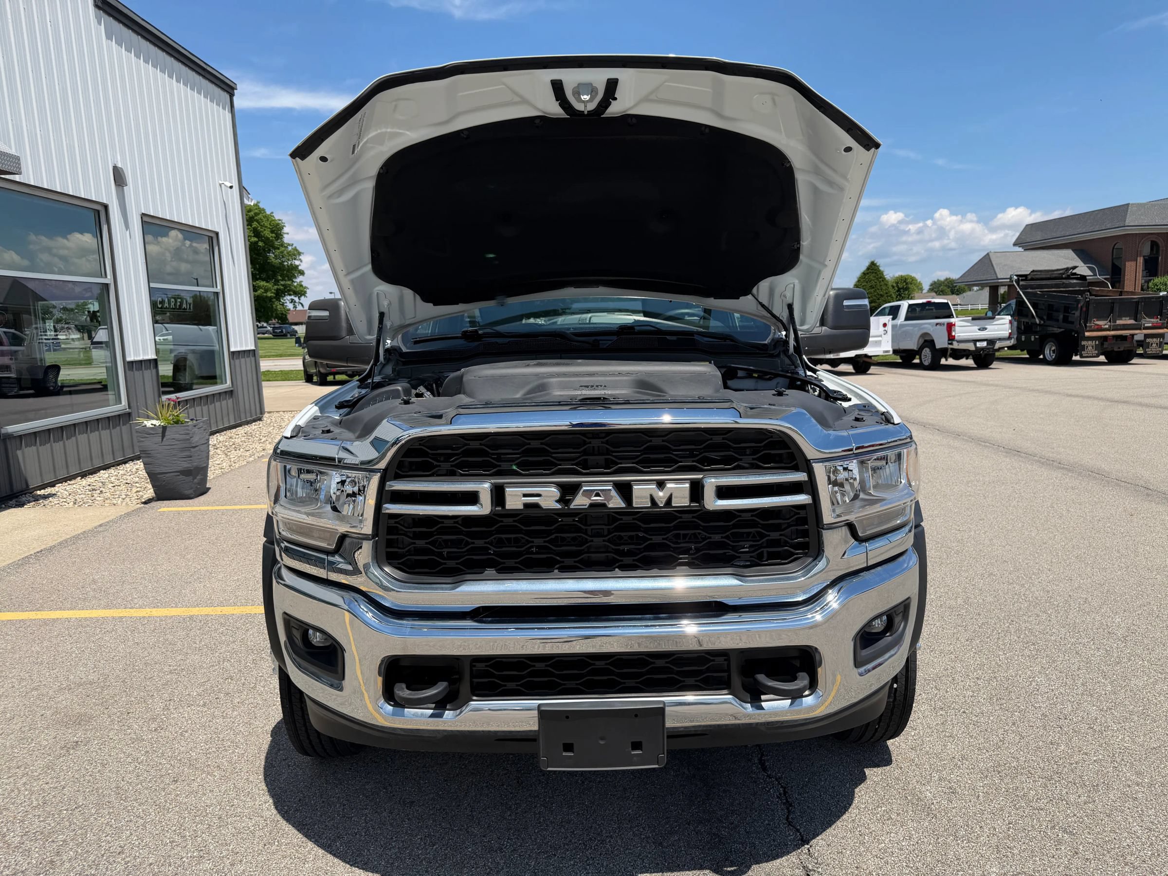 Used 2023 RAM 4500 Tradesman RWD image 30