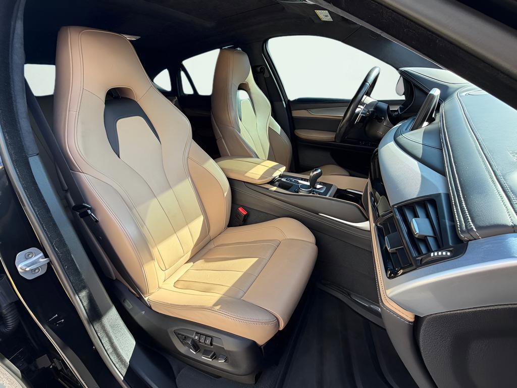 Used 2019 BMW X6 M w/ Executive Package image 37