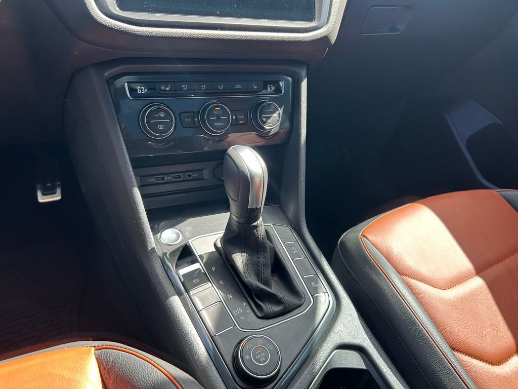 Used 2020 Volkswagen Tiguan SEL Premium R-Line AWD/4WD image 60