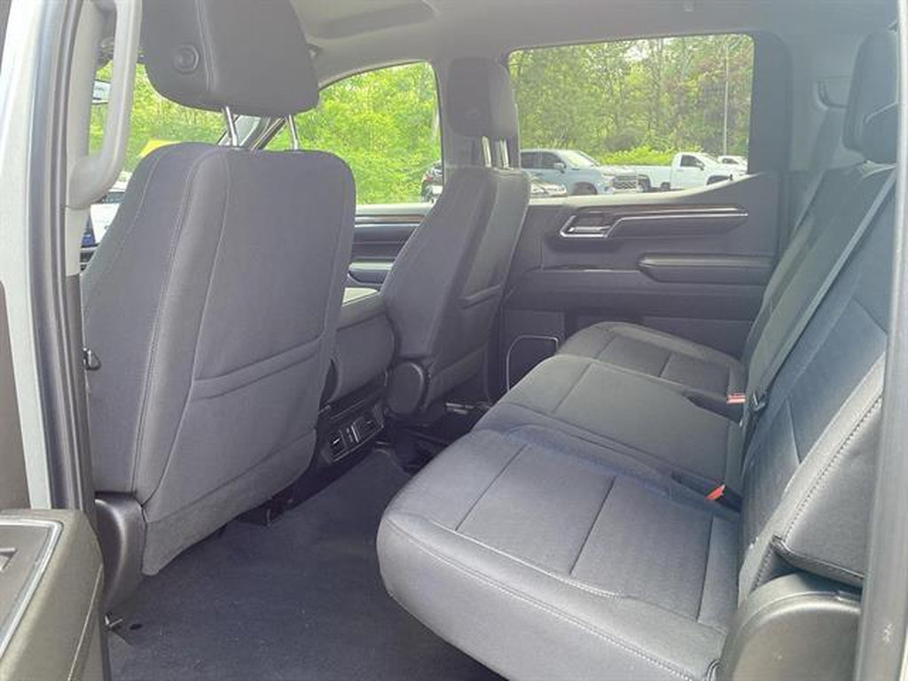 Used 2023 Chevrolet Silverado 1500 LT AWD/4WD image 31