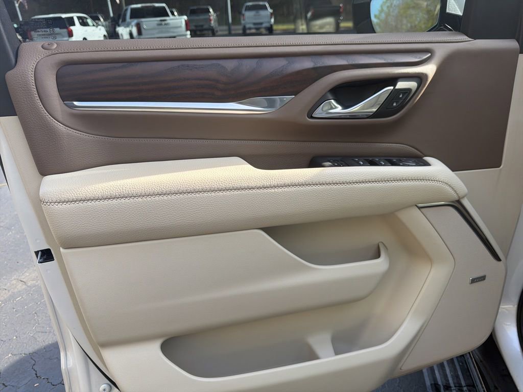 Used 2023 GMC Yukon Denali w/ Max Trailering Package image 6