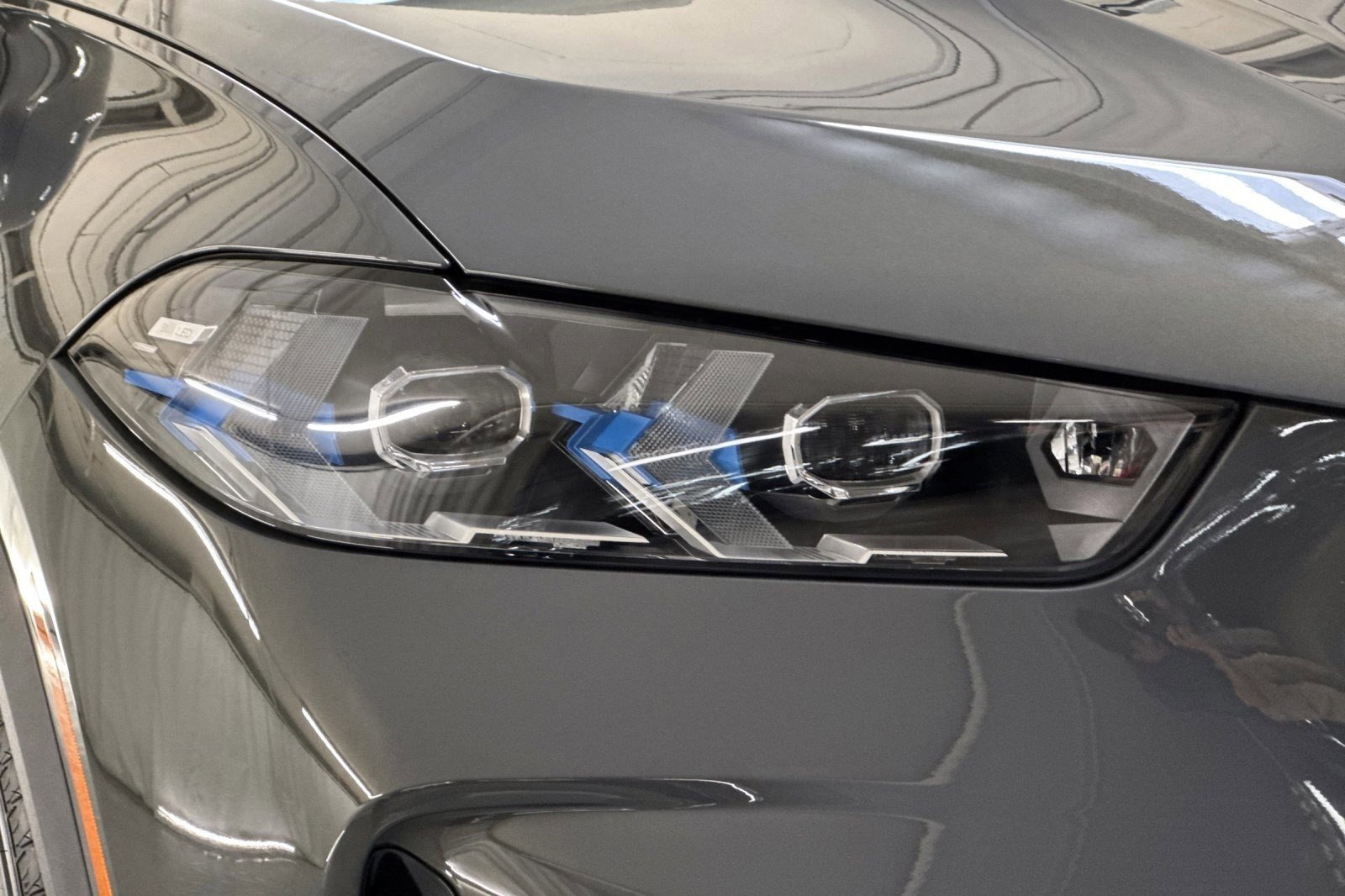 Used 2026 BMW X5 sDrive40i w/ Premium Package image 10