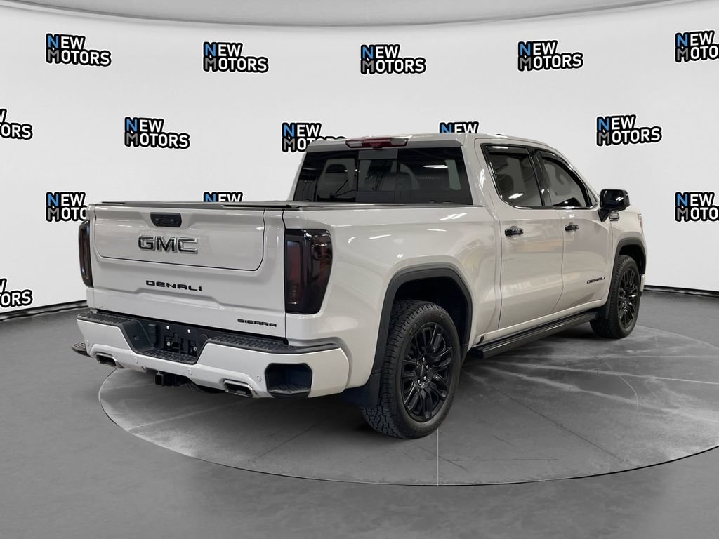 Used 2025 GMC Sierra 1500 Denali Ultimate AWD/4WD image 5