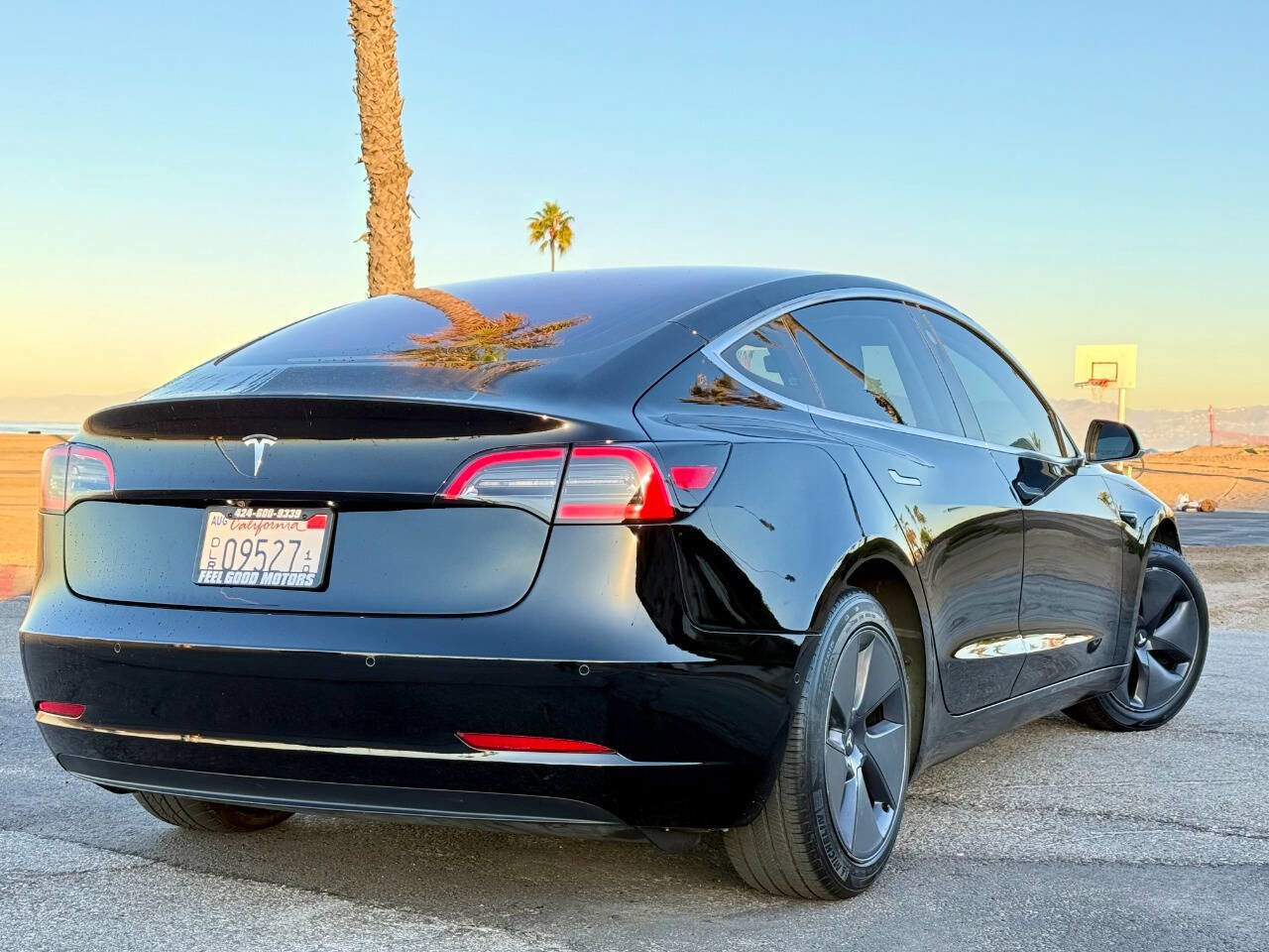 Used 2018 Tesla Model 3 Long Range RWD image 4